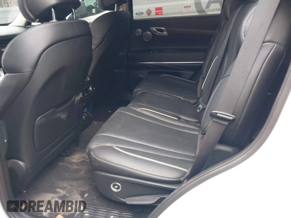 2023 Genesis GV80 z VIN KMUHBDSB8PU140123, wystawiony jako IAAI lot #41692036 z przebiegiem 37 021 mil mil oraz . Historia ofert i sprzedaży dostępna na DreamBid. Obrazek 8.