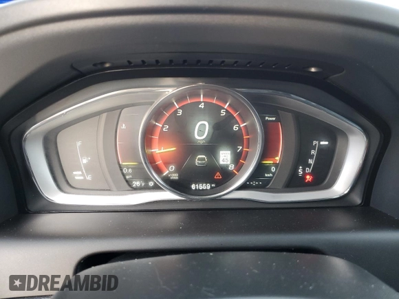2017 Volvo XC60 R-Design with VIN YV449MRS7H2128140, listed as a Copart auction lot 89215325 with 61,559 mi miles and Salvage title. Bid and sale history available at DreamBid. Image 9.