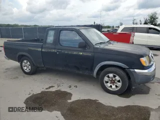 1998 Nissan Frontier XE z VIN 1N6DD26S3WC335610, wystawiony jako Copart lot #59061785 z przebiegiem 158 550 mil mil oraz Czysty tytuł • Clean title. Historia ofert i sprzedaży dostępna na DreamBid. Obrazek 4.
