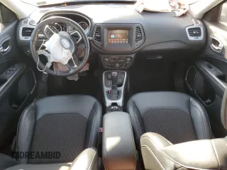 2020 Jeep Compass Latitude with VIN 3C4NJDBB4LT255556, listed as a Copart auction lot 76440714 with 19,102 mi miles and Salvage Title. Bid and sale history available at DreamBid. Image 8.