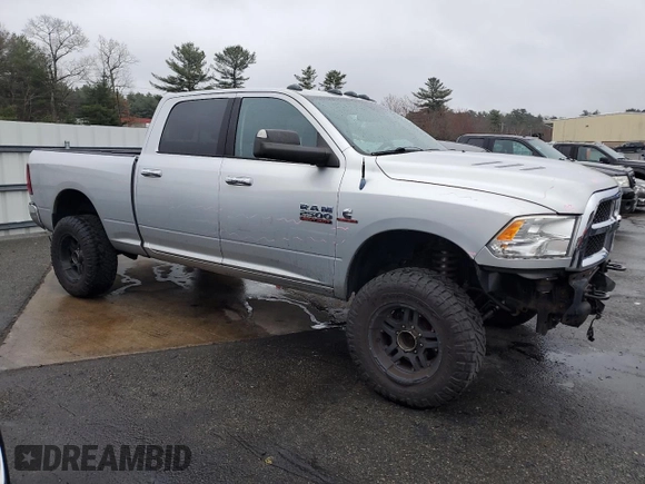 2013 Ram 2500 Big Horn z VIN 3C6UR5DL6DG569520, wystawiony jako Copart lot #53204785 z przebiegiem 231 636 mil mil oraz Szkoda całkowita • Salvage title. Historia ofert i sprzedaży dostępna na DreamBid. Obrazek 4.