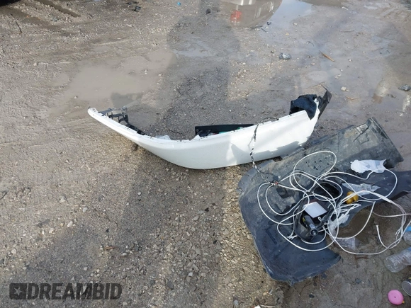 2022 Jeep Gladiator Texas Trail z VIN 1C6HJTAG8NL152487, wystawiony jako IAAI lot #41053737 z przebiegiem 49 411 mil mil oraz . Historia ofert i sprzedaży dostępna na DreamBid. Obrazek 12.