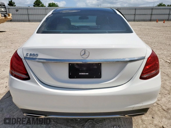 2017 Mercedes-Benz C 300 with VIN 55SWF4JB7HU218562, listed as a Copart auction lot 84449414 with 91,073 mi miles and Salvage title. Bid and sale history available at DreamBid. Image 6.