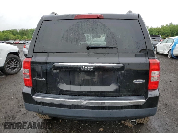 2016 Jeep Patriot High Altitude with VIN 1C4NJRFB1GD523644, listed as a Copart auction lot 58668995 with 77,179 mi miles and Salvage title. Bid and sale history available at DreamBid. Image 6.
