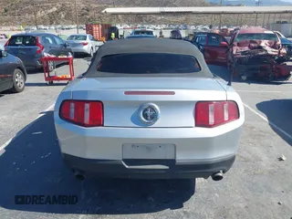 2012 Ford Mustang V6 с VIN 1ZVBP8EM7C5254467, выставлен на аукционе IAAI как лот 42683924 с пробегом 158 382 миль миль и . История ставок и продаж доступна на DreamBid. Изображение 16.