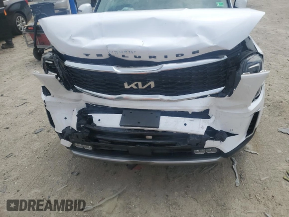 2022 Kia Telluride SX with VIN 5XYP54HC9NG271579, listed as a Copart auction lot 60352785 with 45,533 mi miles and Salvage title. Bid and sale history available at DreamBid. Image 12.