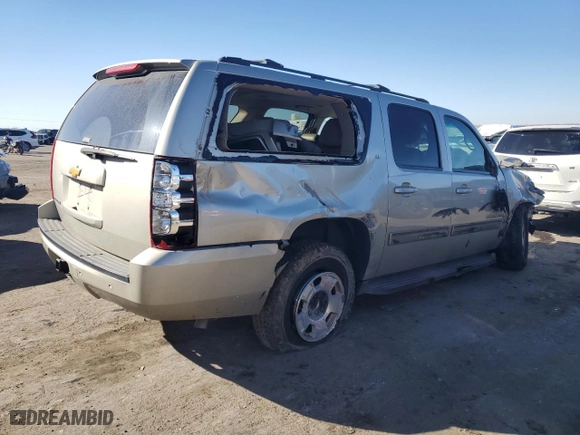 2013 Chevrolet Suburban LT with VIN 1GNSCJE00DR311435, listed as a Copart auction lot 42868595 with 200,446 mi miles and Salvage Title. Bid and sale history available at carsss.com. Image 3.