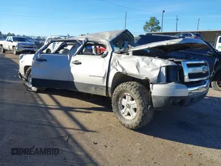 2007 Chevrolet Silverado 1500 LTZ with VIN 3GCEK13M47G546553, listed as a IAAI auction lot 41587237 with Not Provided miles. Bid and sale history available at carsss.com. Image 1.