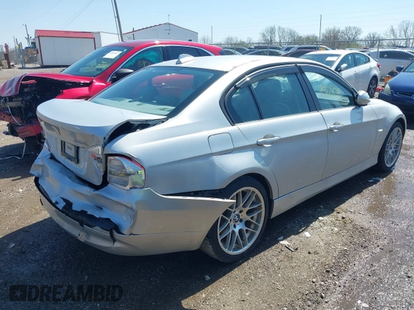 2006 BMW 3 Series 325i z VIN WBAVB13556PT00062, wystawiony jako IAAI lot #41912808 z przebiegiem 190 885 mil mil oraz . Historia ofert i sprzedaży dostępna na DreamBid. Obrazek 4.