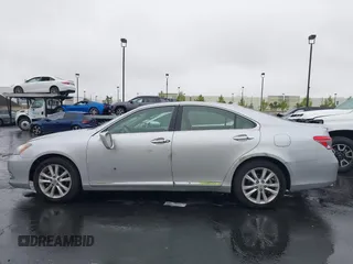 2012 Lexus ES 330 z VIN JTHBK1EG3C2489189, wystawiony jako IAAI lot #42174140 z przebiegiem 112 394 mil mil oraz . Historia ofert i sprzedaży dostępna na DreamBid. Obrazek 14.
