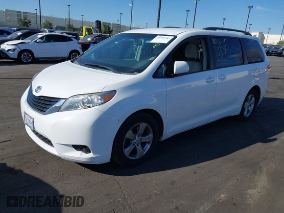 2012 Toyota Sienna LE AAS with VIN 5TDKK3DCXCS276325, listed as a IAAI auction lot 41791385 with 133,635 mi miles. Bid and sale history available at carsss.com. Image 19.