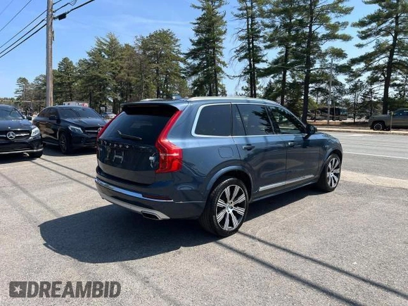 2021 Volvo XC90 Inscription Expression z VIN YV4BR0CL8M1708756, wystawiony jako Copart lot #61388935 z przebiegiem 139 013 mil mil oraz Czysty tytuł • Clean title. Historia ofert i sprzedaży dostępna na DreamBid. Obrazek 4.