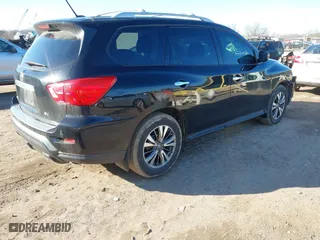 2017 Nissan Pathfinder SV with VIN 5N1DR2MN6HC901405, listed as a IAAI auction lot 41434583 with 182,816 mi miles. Bid and sale history available at carsss.com. Image 4.