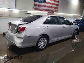 2014 Toyota Camry L with VIN 4T1BF1FK1EU741369, listed as a Copart auction lot 49871535 with 86,618 mi miles and Salvage Title. Bid and sale history available at carsss.com. Image 3.