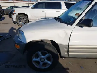 2000 Toyota RAV4 с VIN JT3GP10V1Y0044892, выставлен на аукционе IAAI как лот 41148809 с пробегом 220 848 миль миль и . История ставок и продаж доступна на DreamBid. Изображение 19.