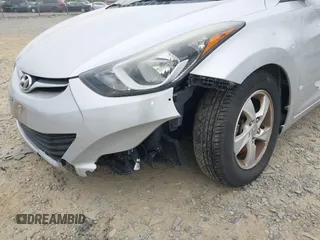 2015 Hyundai Elantra SE z VIN 5NPDH4AE2FH651542, wystawiony jako IAAI lot #42085090 z przebiegiem 168 210 mil mil oraz . Historia ofert i sprzedaży dostępna na DreamBid. Obrazek 6.