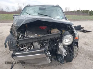 2020 Jeep Renegade Latitude z VIN ZACNJBBB8LPM11042, wystawiony jako IAAI lot #42072333 z przebiegiem 49 323 mil mil oraz . Historia ofert i sprzedaży dostępna na DreamBid. Obrazek 12.