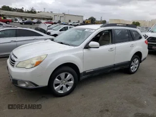 2010 Subaru Outback Premium z VIN 4S4BRBBC7A3338427, wystawiony jako Copart lot #71406074 z przebiegiem 217 303 mil mil oraz Szkoda całkowita • Salvage title. Historia ofert i sprzedaży dostępna na DreamBid. Obrazek 1.