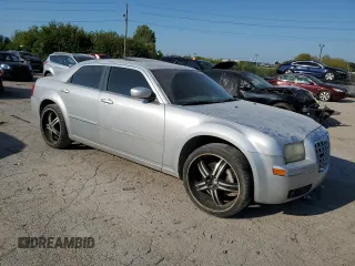 2006 Chrysler 300 Touring with VIN 2C3KK53G96H100292, listed as a Copart auction lot 69859834 with 189,678 mi miles and Clean Title. Bid and sale history available at carsss.com. Image 4.
