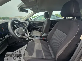 2024 Volkswagen Jetta S with VIN 3VW5M7BU3RM041426, listed as a IAAI auction lot 42735289 with 31,608 mi miles and . Bid and sale history available at DreamBid. Image 3.