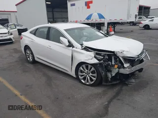 2014 Hyundai Azera Limited with VIN KMHFH4JG7EA365603, listed as a IAAI auction lot 41297919 with 83,690 mi miles and . Bid and sale history available at carsss.com. Image 1.