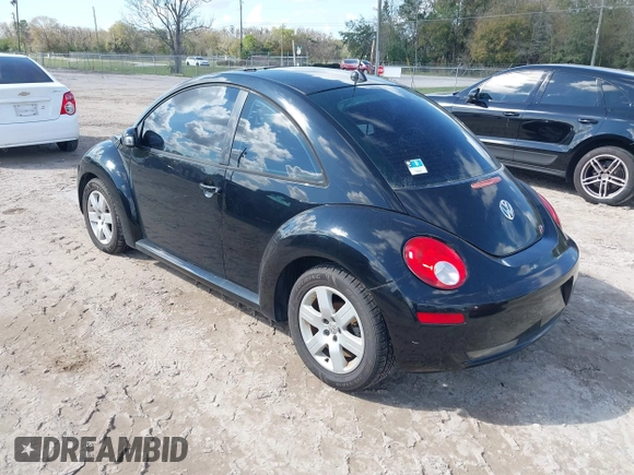 2007 Volkswagen Beetle with VIN 3VWRW31C67M513175, listed as a IAAI auction lot 41664492 with 72,906 mi miles and . Bid and sale history available at DreamBid. Image 3.