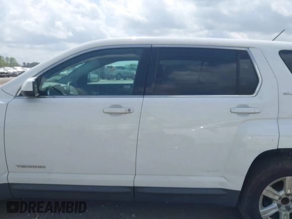2015 GMC Terrain SLE z VIN 2GKALMEK9F6144602, wystawiony jako IAAI lot #41964647 z przebiegiem 157 789 mil mil oraz . Historia ofert i sprzedaży dostępna na DreamBid. Obrazek 13.