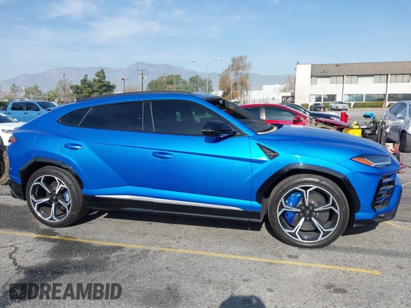 2020 Lamborghini Urus z VIN ZPBUA1ZL5LLA10133, wystawiony jako IAAI lot #41163414 z przebiegiem 31 722 mil mil oraz . Historia ofert i sprzedaży dostępna na DreamBid. Obrazek 14.