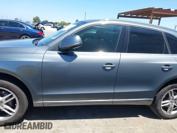 2014 Audi Q5 Premium Plus with VIN WA1LFAFP3EA093565, listed as a IAAI auction lot 42487613 with 174,271 mi miles and . Bid and sale history available at DreamBid. Image 14.