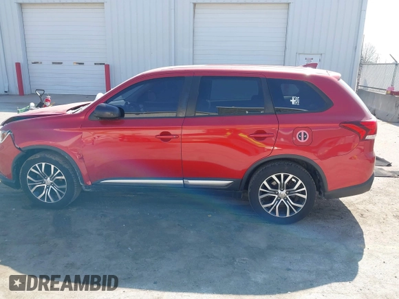 2018 Mitsubishi Outlander ES z VIN JA4AD2A39JZ055230, wystawiony jako IAAI lot #41786868 z przebiegiem 95 597 mil mil oraz . Historia ofert i sprzedaży dostępna na DreamBid. Obrazek 14.