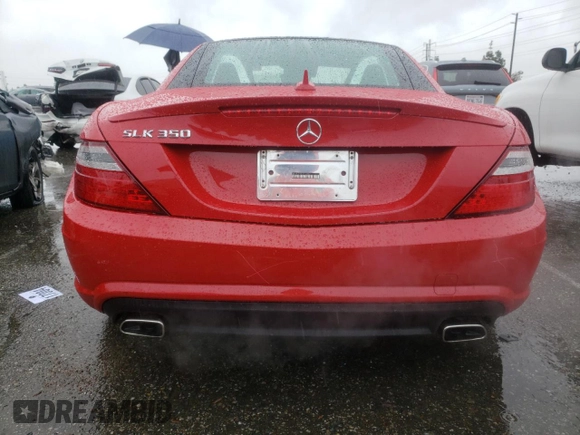 2016 Mercedes-Benz SLK 350 z VIN WDDPK5HA8GF117387, wystawiony jako Copart lot #43185024 z przebiegiem 18 077 mil mil oraz . Historia ofert i sprzedaży dostępna na DreamBid. Obrazek 6.