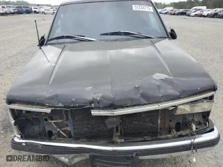 1997 Chevrolet C/K 1500 with VIN 1GCEC14M2VZ150842, listed as a Copart auction lot 51234715 with 4,233,921 mi miles and Salvage Title. Bid and sale history available at carsss.com. Image 11.
