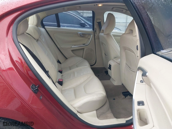 2012 Volvo S60 T5 with VIN YV1622FS4C2123179, listed as a IAAI auction lot 41903002 with 109,968 mi miles. Bid and sale history available at carsss.com. Image 8.