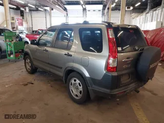 2005 Honda CR-V LX with VIN JHLRD78515C049544, listed as a IAAI auction lot 41807814 with 135,484 mi miles. Bid and sale history available at carsss.com. Image 3.