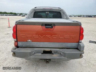 2002 Chevrolet Avalanche with VIN 3GNEC13T12G219144, listed as a Copart auction lot 55091125 with 267,181 mi miles and Clean Title. Bid and sale history available at carsss.com. Image 6.