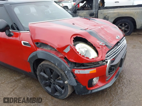 2017 MINI Clubman Cooper with VIN WMWLN5C51H2E32647, listed as a IAAI auction lot 41533300 with 84,666 mi miles and . Bid and sale history available at DreamBid. Image 6.