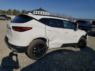 2025 Chevrolet Blazer LT with VIN 3GNKBJRS9SS120413, listed as a Copart auction lot 48175335 with 5,429 mi miles and Salvage Title. Bid and sale history available at carsss.com. Image 3.