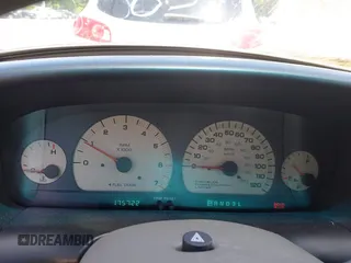 1996 Dodge Caravan SE z VIN 1B4GP44R3TB341618, wystawiony jako IAAI lot #42345759 z przebiegiem 175 722 mil mil oraz . Historia ofert i sprzedaży dostępna na DreamBid. Obrazek 7.