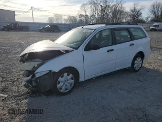 2005 Ford Focus SE with VIN 1FAFP36N95W125969, listed as a Copart auction lot 46857795 with 103,995 mi miles and Salvage Title. Bid and sale history available at carsss.com. Image 1.