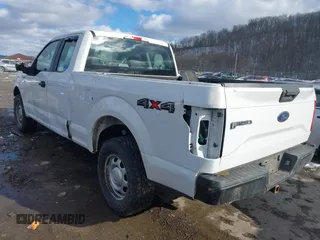 2017 Ford F-150 XL with VIN 1FTFX1EF9HFC85427, listed as a IAAI auction lot 41595903 with 176,235 mi miles. Bid and sale history available at carsss.com. Image 3.