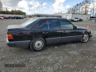 1992 Mercedes-Benz 300 300E with VIN WDBEA30D5NB625320, listed as a Copart auction lot 76770414 with 108,881 mi miles and Clean Title. Bid and sale history available at carsss.com. Image 3.