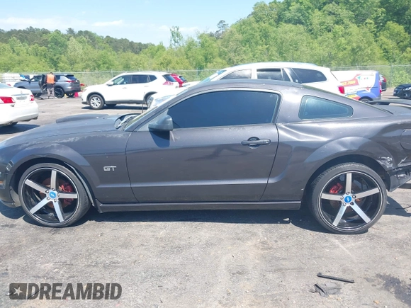 2007 Ford Mustang GT Deluxe with VIN 1ZVFT82H575237242, listed as a IAAI auction lot 42011930 with 223,858 mi miles. Bid and sale history available at carsss.com. Image 15.