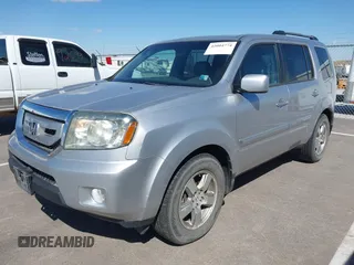2011 Honda Pilot EX-L with VIN 5FNYF4H53BB020479, listed as a IAAI auction lot 42004774 with 248,153 mi miles. Bid and sale history available at carsss.com. Image 17.