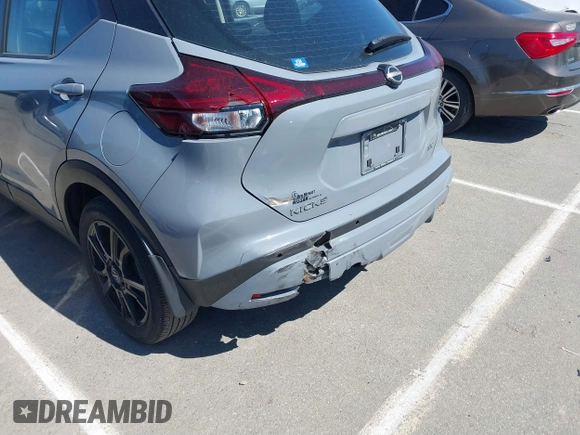 2022 Nissan Kicks SV with VIN 3N1CP5CV0NL528986, listed as a IAAI auction lot 41789926 with 36,829 mi miles. Bid and sale history available at carsss.com. Image 6.