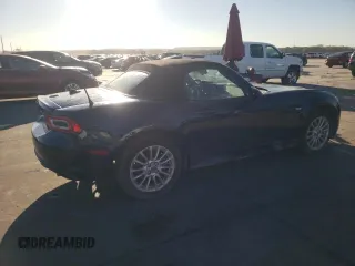 2018 FIAT 124 Spider Abarth z VIN JC1NFAEK5J0140189, wystawiony jako Copart lot #72936754 z przebiegiem 65 232 mil mil oraz Szkody całkowita. Historia ofert i sprzedaży dostępna na DreamBid. Obrazek 3.