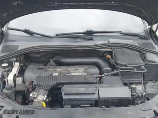 2012 Volvo S60 T5 with VIN YV1622FS8C2057610, listed as a IAAI auction lot 42017112 with 196,984 mi miles. Bid and sale history available at carsss.com. Image 10.