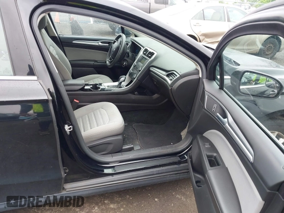 2016 Ford Fusion S with VIN 3FA6P0G76GR176818, listed as a IAAI auction lot 42439118 with 176,925 mi miles and . Bid and sale history available at DreamBid. Image 5.