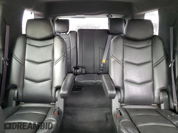 2016 Cadillac Escalade Platinum z VIN 1GYS4DKJ8GR125323, wystawiony jako Copart lot #89147295 z przebiegiem 131 657 mil mil oraz Szkody całkowita. Historia ofert i sprzedaży dostępna na DreamBid. Obrazek 10.