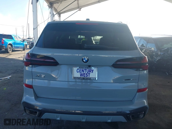 2025 BMW X5 sDrive40i with VIN 5UX13EU06S9Y55088, listed as a IAAI auction lot 41621580 with 1 mi miles. Bid and sale history available at carsss.com. Image 16.