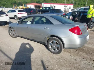 2008 Pontiac G6 GT z VIN 1G2ZH57N184296914, wystawiony jako IAAI lot #42226589 z przebiegiem 92 511 mil mil oraz . Historia ofert i sprzedaży dostępna na DreamBid. Obrazek 3.